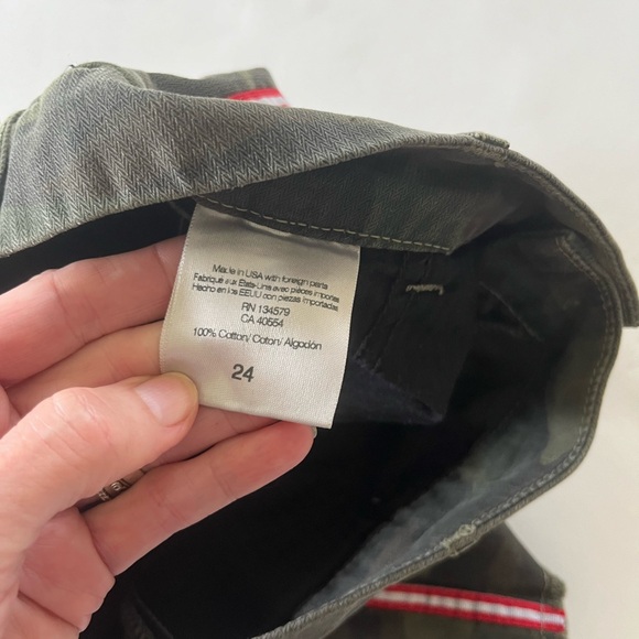 Sundry Shorts - Picture 6 of 8